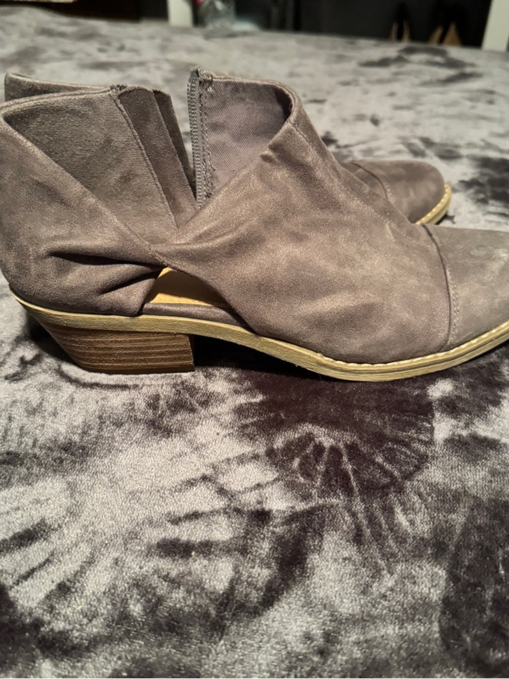 Report Footwear - Deanica Twist Bootie - Grey - 10
